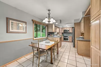 176 Cambridge Lane, Bloomingdale, IL 60108 - Photo 10