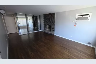 340 Yates Avenue #3, Calumet City, IL 60409 - Photo 2