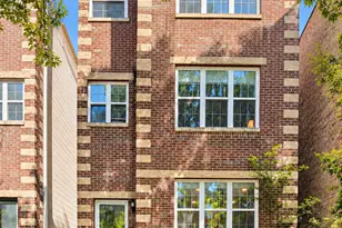 2710 W Haddon Ave, Chicago, IL 60622 - Photo 1