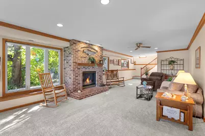 24 Holiday Drive, Lake Holiday, IL 60552 - Photo 4