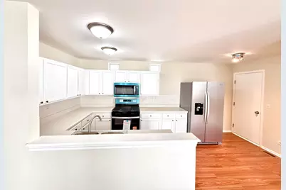 140 Mountain Laurel Court, Romeoville, IL 60446 - Photo 8