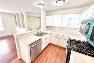 140 Mountain Laurel Ct, Romeoville, IL 60446 - Photo 6