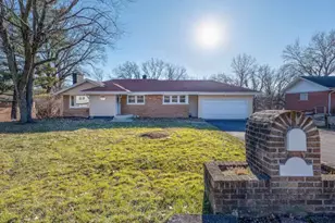 828 Exmoor Rd, Olympia Fields, IL 60461 - Photo 1