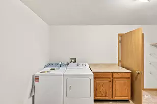 219 Meadowvale Ln, Poplar Grove, IL 61065 - Photo 22