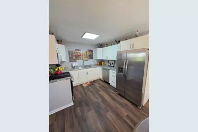 2059 Robert Street, Aurora, IL 60506 - Photo 6
