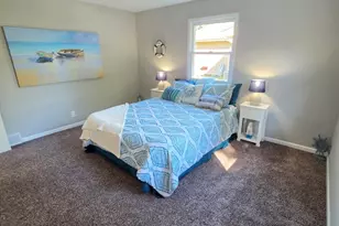 2059 Robert St, Aurora, IL 60506 - Photo 12