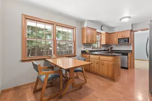 17914 S Hood Ave, Homewood, IL 60430 - Photo 12