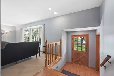 17914 S Hood Avenue, Homewood, IL 60430 - Photo 6