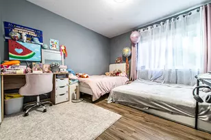 711 E Falcon Dr, Arlington Heights, IL 60005 - Photo 26
