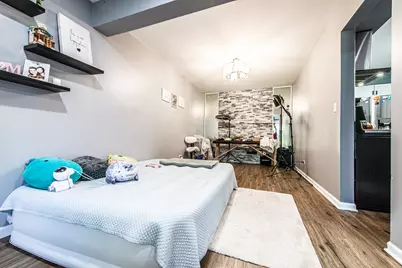 711 E Falcon Drive #101, Arlington Heights, IL 60005 - Photo 10