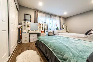711 E Falcon Dr, Arlington Heights, IL 60005 - Photo 22