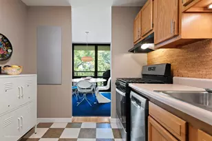 3021 S Michigan Ave, Chicago, IL 60616 - Photo 8