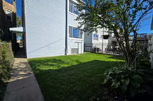 876 N Sacramento Blvd, Chicago, IL 60622 - Photo 16