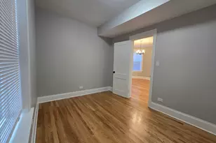876 N Sacramento Blvd, Chicago, IL 60622 - Photo 12