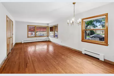 6046 W Miami Avenue, Chicago, IL 60646 - Photo 22