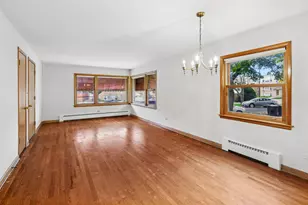 6046 W Miami Ave, Chicago, IL 60646 - Photo 22