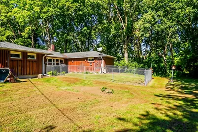 1516 Hunter Street, Sterling, IL 61081 - Photo 4