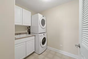 1 Itasca Pl, Itasca, IL 60143 - Photo 10