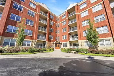 1 Itasca Place #214, Itasca, IL 60143 - Photo 2