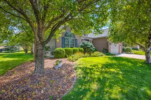 12 Stonehedges Ct, Bloomington, IL 61705 - Photo 74