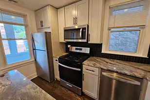 2541 N Southport Ave, Chicago, IL 60614 - Photo 10