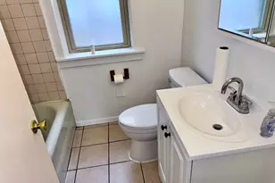 7915 S Langley Ave, Chicago, IL 60619 - Photo 8