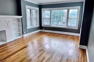7915 S Langley Ave, Chicago, IL 60619 - Photo 2