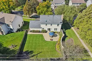 359 Banbury Ln, Grayslake, IL 60030 - Photo 22