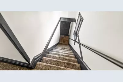 113 Elm Street #C, Elgin, IL 60123 - Photo 2