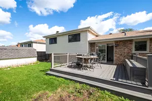 16632 Leslie Dr, Orland Hills, IL 60487 - Photo 18