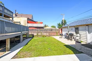 10335 S Hoxie Ave, Chicago, IL 60617 - Photo 24