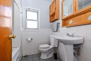 10335 S Hoxie Ave, Chicago, IL 60617 - Photo 8
