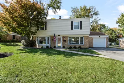 423 S 4th Avenue, Libertyville, IL 60048 - Photo 1