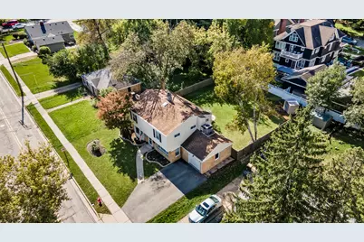423 S 4th Avenue, Libertyville, IL 60048 - Photo 2