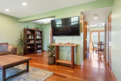 5217 Willow Court, Gurnee, IL 60031 - Photo 4