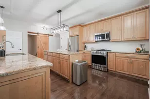 305 Torrington Dr, Bloomingdale, IL 60108 - Photo 12