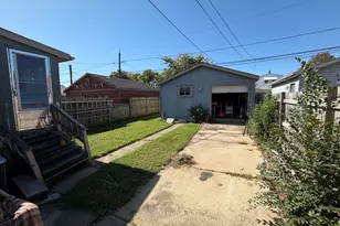 11258 S Drake Ave, Chicago, IL 60655 - Photo 2
