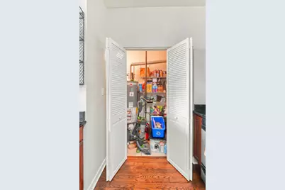 2510 W Irving Park Road #306, Chicago, IL 60618 - Photo 8