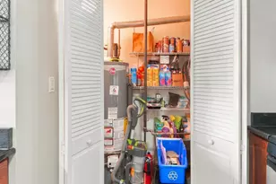 2510 W Irving Park Rd, Chicago, IL 60618 - Photo 8