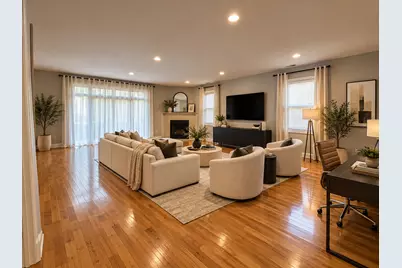 [Address not provided], Chicago, IL 60653 - Photo 2