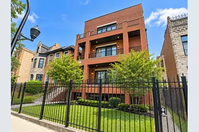 425 E 42nd Street #2, Chicago, IL 60653 - Photo 1