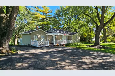 1105 S Hough Street, Barrington, IL 60010 - Photo 2