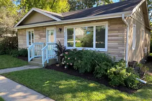 27641 W Bayview Dr, Ingleside, IL 60041 - Photo 2