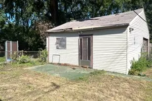 15435 Winchester Ave, Harvey, IL 60426 - Photo 12