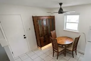6101 W 81st Pl, Burbank, IL 60459 - Photo 4