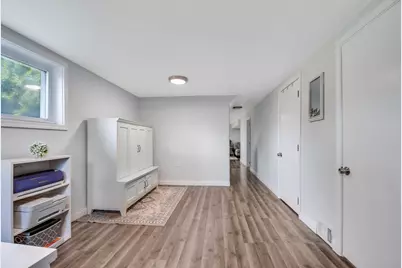 9401 S 80th Court, Hickory Hills, IL 60457 - Photo 22
