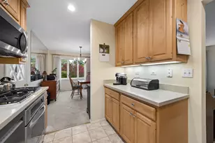90 Park Ln, Lake Bluff, IL 60044 - Photo 10