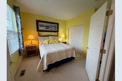 16334 Crescent Lake Drive, Crest Hill, IL 60403 - Photo 8