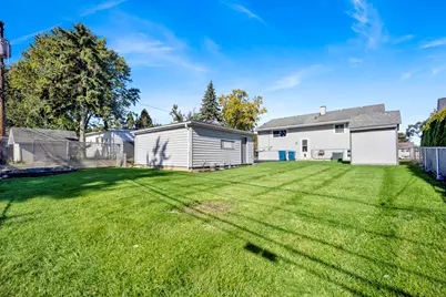 427 E Fullerton Avenue, Glendale Heights, IL 60139 - Photo 28