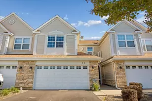 22 Clara Ct, Algonquin, IL 60102 - Photo 1
